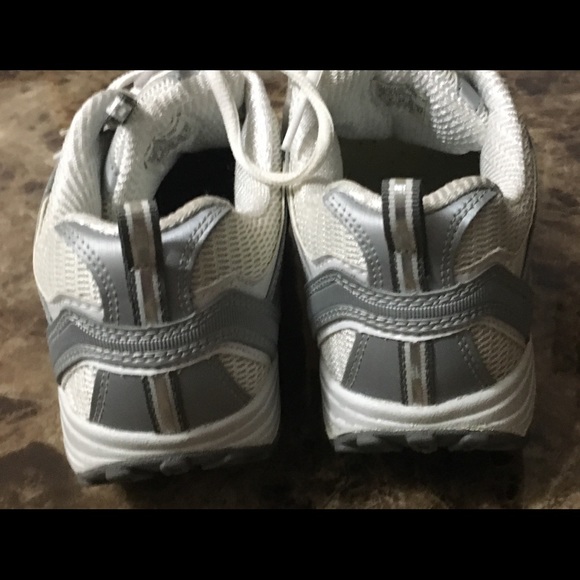 Sketchers Shape Ups running shoes - Picture 4 of 5